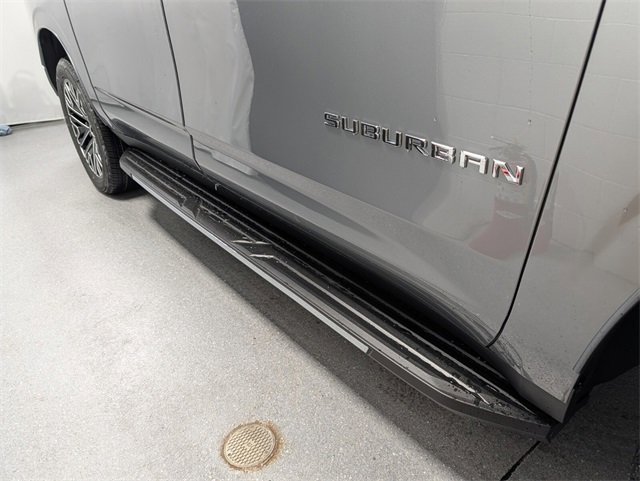 New 2026 Chevrolet Suburban Premier image 3