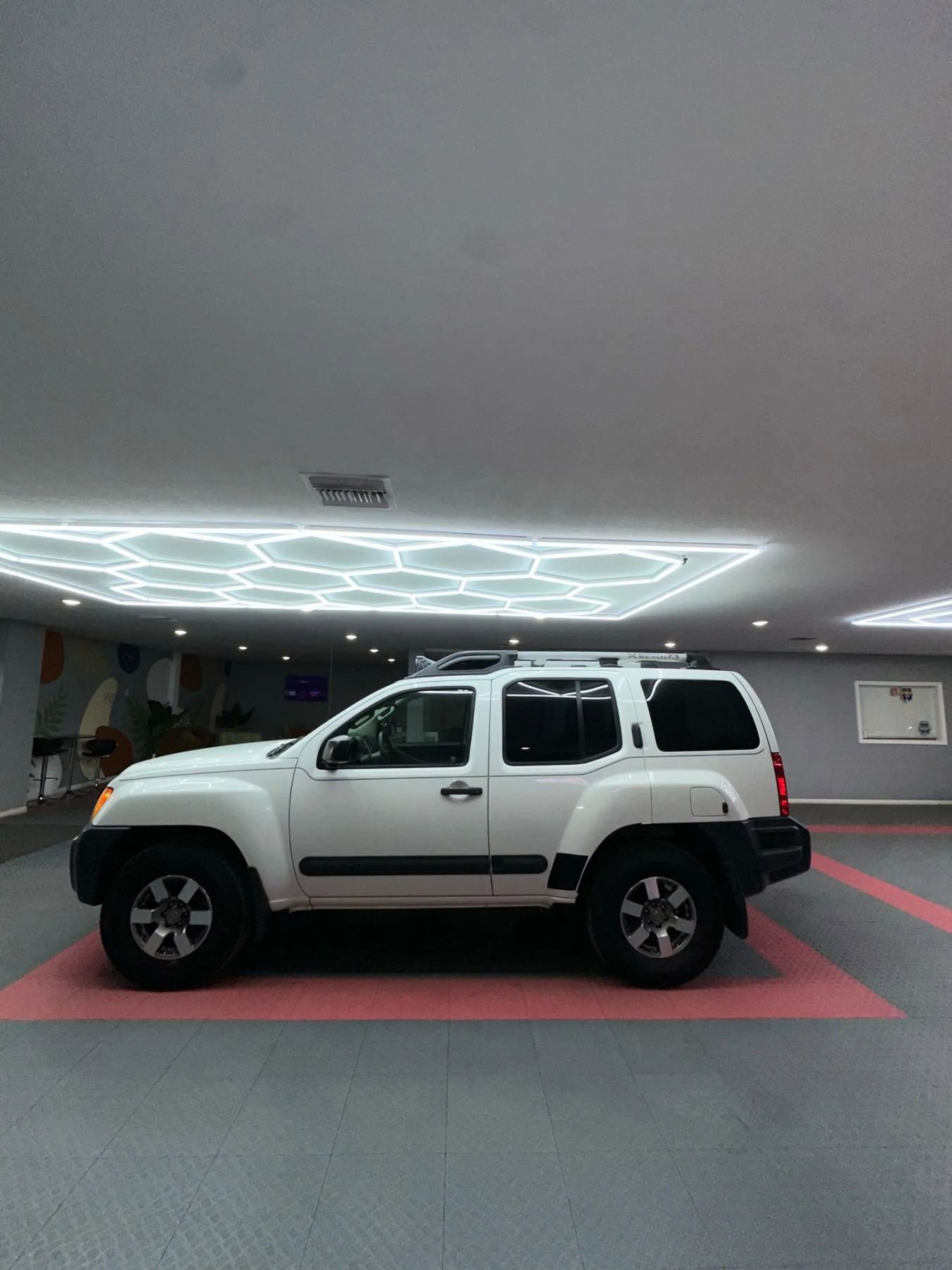 Used 2013 Nissan Xterra PRO-4X w/ Pro-4x Leather Pkg image 3