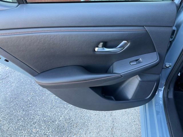 Certified 2025 Nissan Sentra SR w/ SR Premium Package image 32