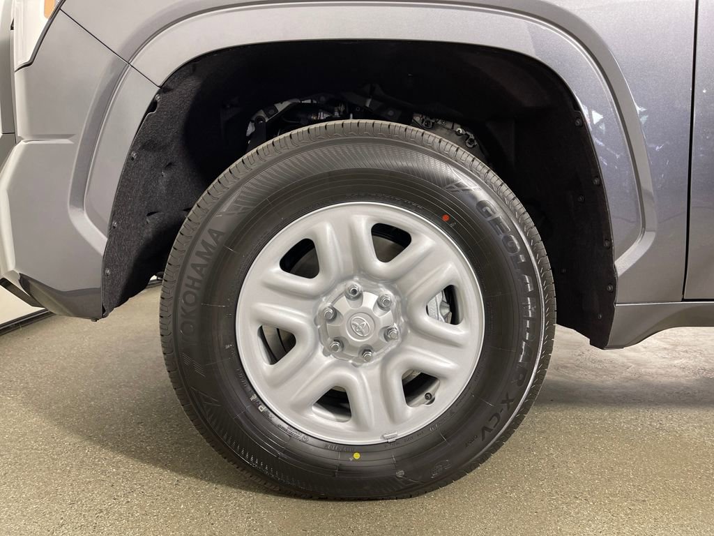 New 2026 Toyota Tundra SR image 11