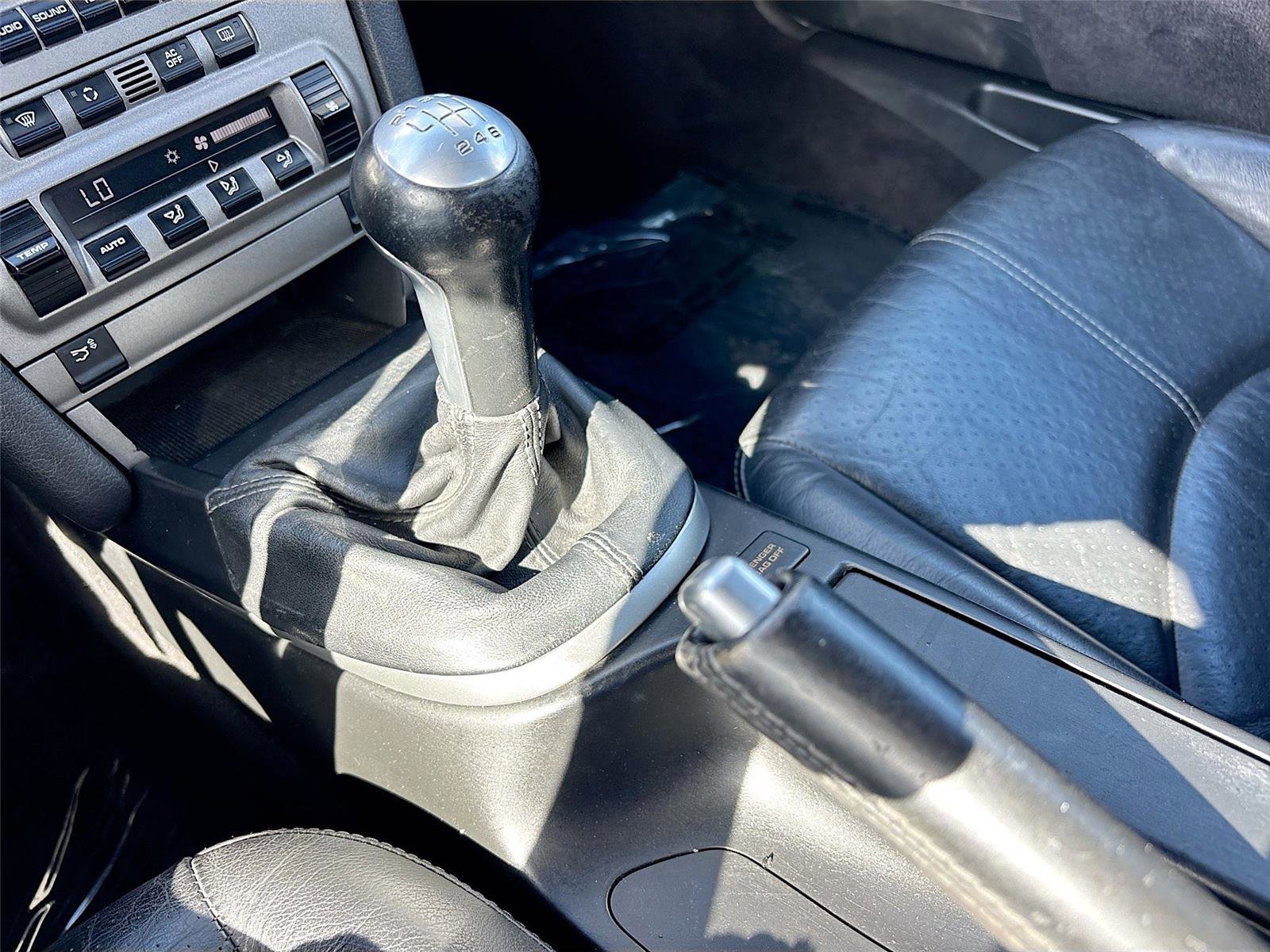 Used 2005 Porsche Boxster S image 16