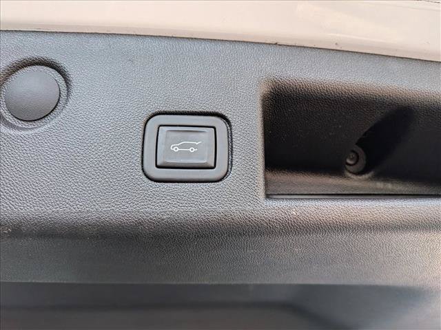 Used 2024 Chevrolet Equinox LT AWD/4WD image 7
