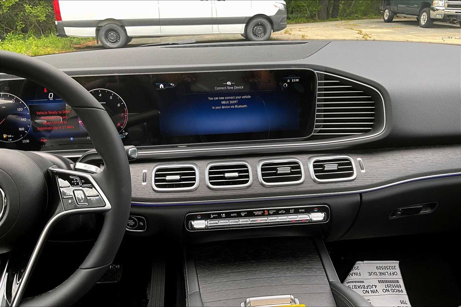 Used 2025 Mercedes-Benz GLE 450 4MATIC image 9