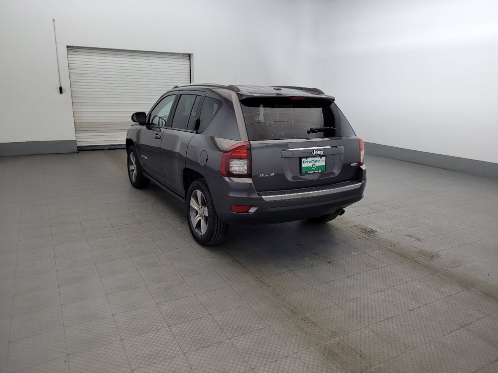 Used 2017 Jeep Compass High Altitude AWD/4WD image 5