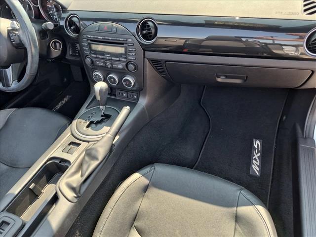 Used 2014 MAZDA MX-5 Miata Grand Touring w/ Premium Package RWD image 16