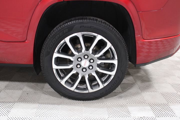 Used 2021 GMC Acadia Denali w/ Denali Technology Package AWD/4WD image 44