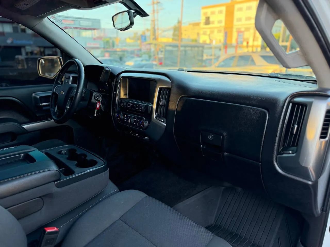 Used 2017 Chevrolet Silverado 1500 LT w/ All Star Edition image 38