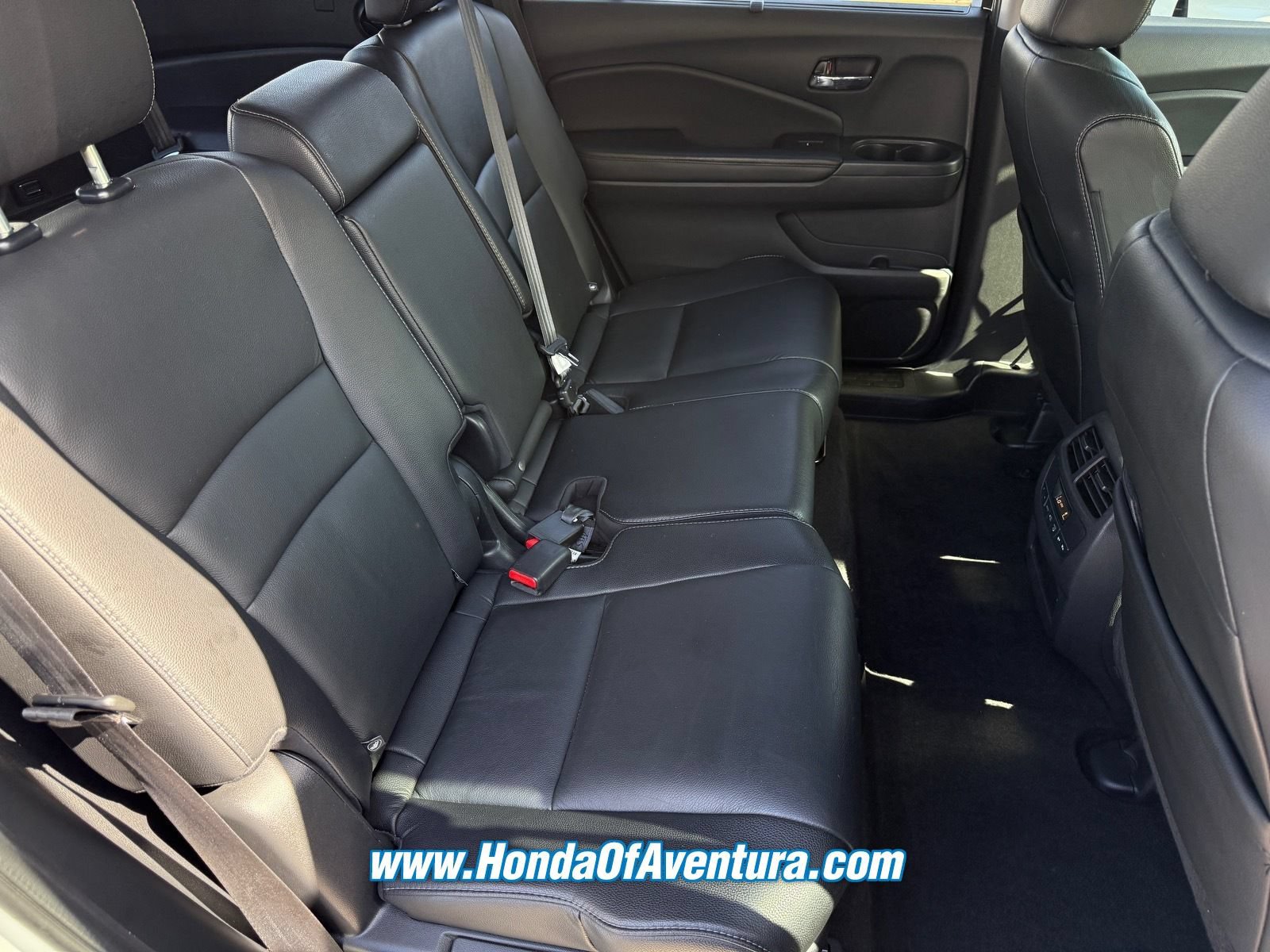 Certified 2021 Honda Pilot Special Edition image 11