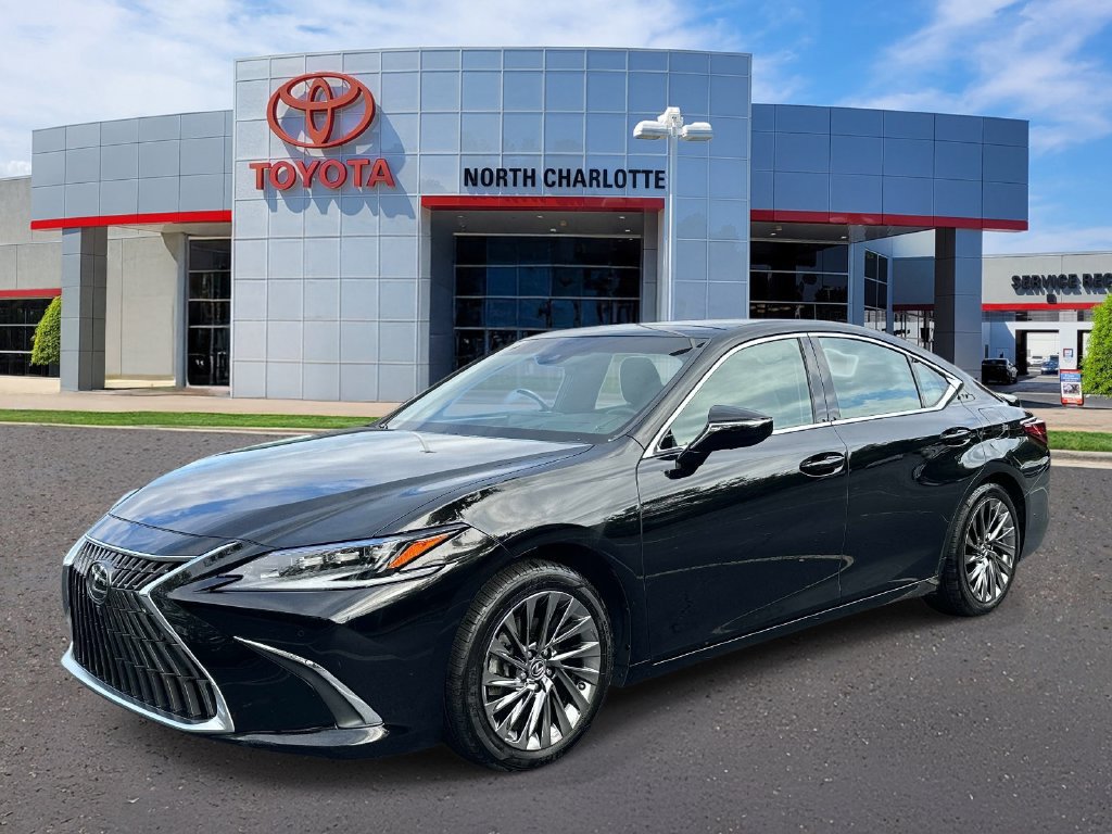 Used 2024 Lexus ES 350 Ultra Luxury w/ Accessory Package (Z2) FWD image 5