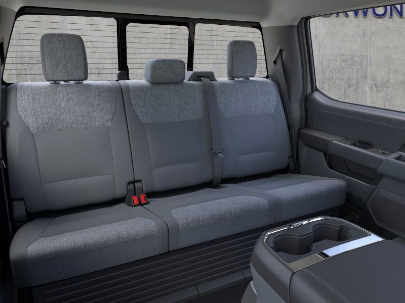 New 2025 Ford F350 XLT w/ Black Appearance Package image 13