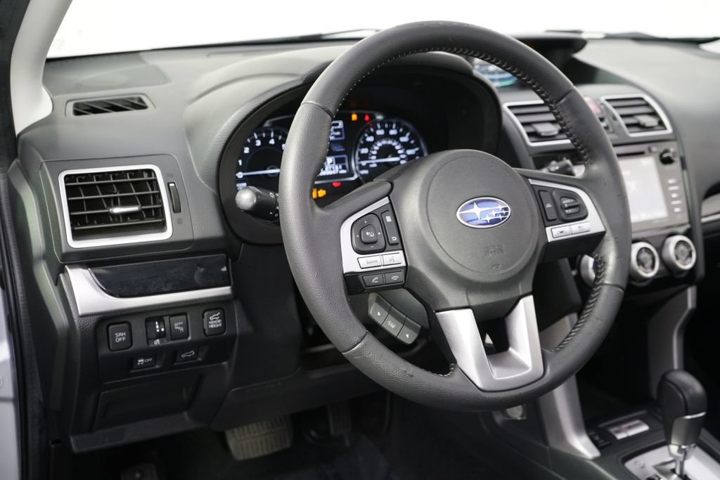 Used 2017 Subaru Forester 2.5i Limited AWD/4WD image 11