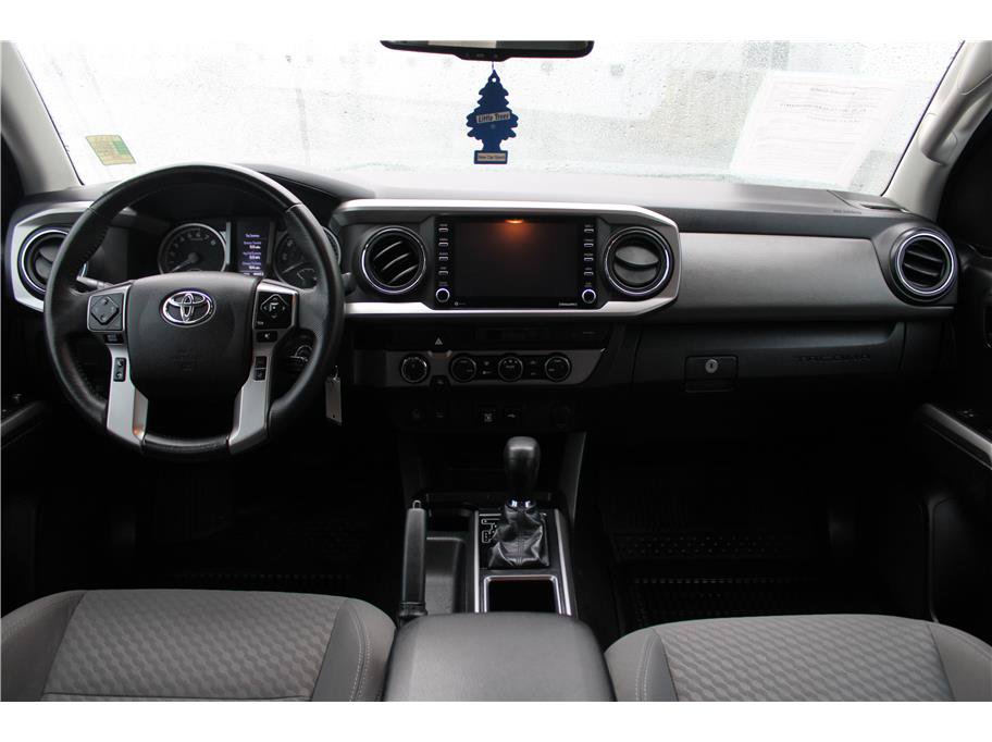 Used 2022 Toyota Tacoma SR5 w/ Technology Package AWD/4WD image 10
