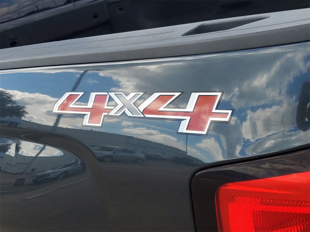 Used 2017 Chevrolet Silverado 2500 LT w/ Texas Edition image 6