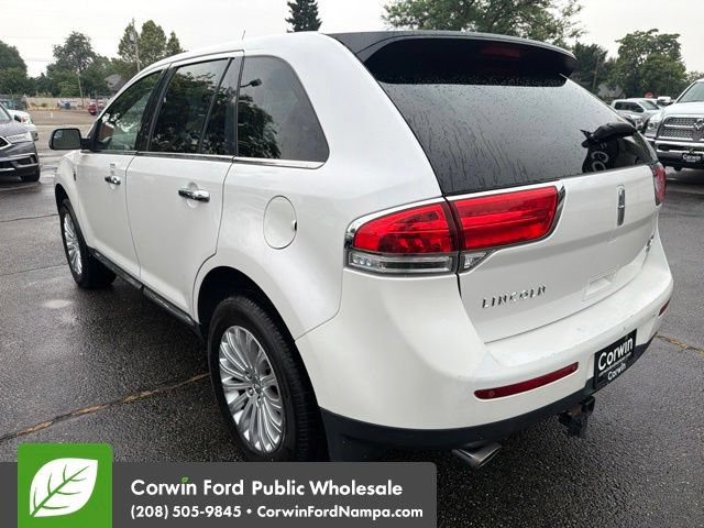 Used 2013 Lincoln MKX AWD image 7