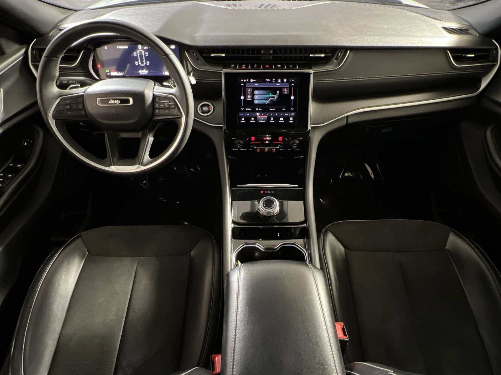 Used 2023 Jeep Grand Cherokee L Laredo image 21