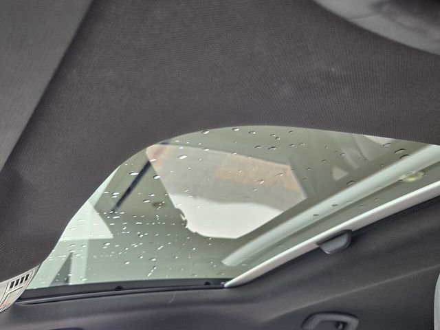 Used 2021 Volkswagen Jetta R-Line w/ R-Line Cold Weather Package image 23