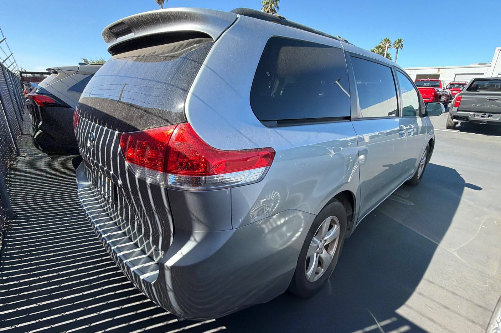 Used 2013 Toyota Sienna LE FWD image 5