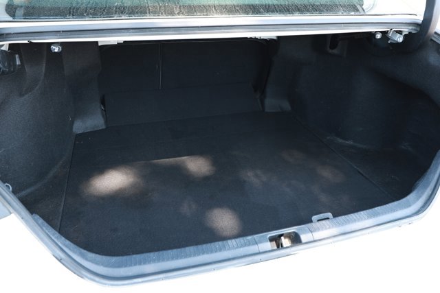 Used 2021 Toyota Camry SE w/ Convenience Package FWD image 10