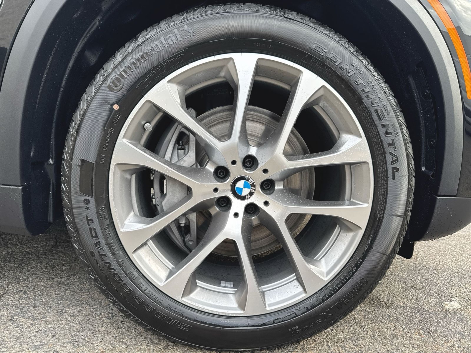 New 2026 BMW X5 xDrive50e AWD/4WD image 2