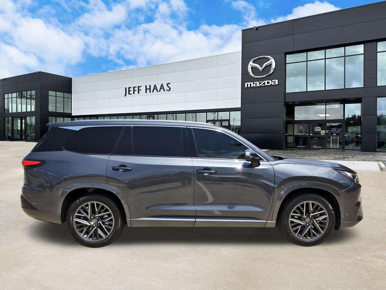 Used 2025 Lexus TX 350 FWD image 5