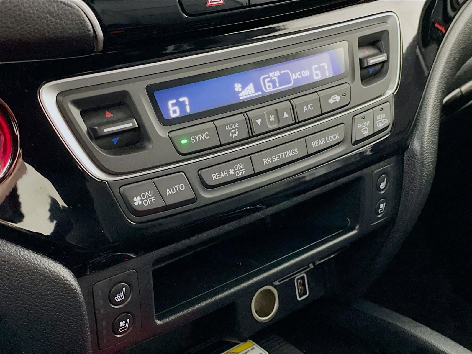 Used 2023 Honda Passport Elite image 22