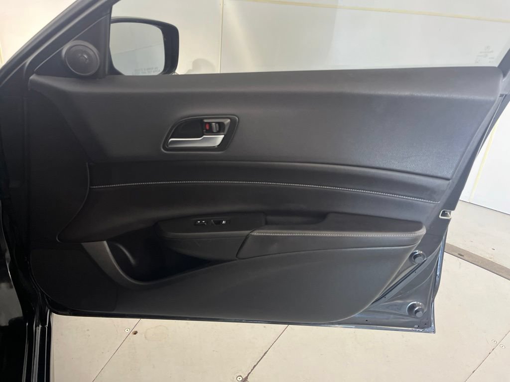 Used 2020 Acura ILX w/ Premium & A-SPEC Package FWD image 29