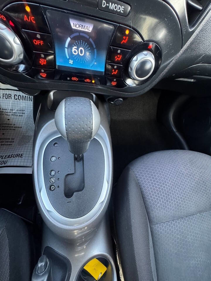 Used 2012 Nissan Juke SV image 18
