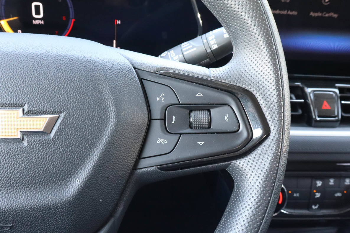 Used 2025 Chevrolet TrailBlazer LT FWD image 26