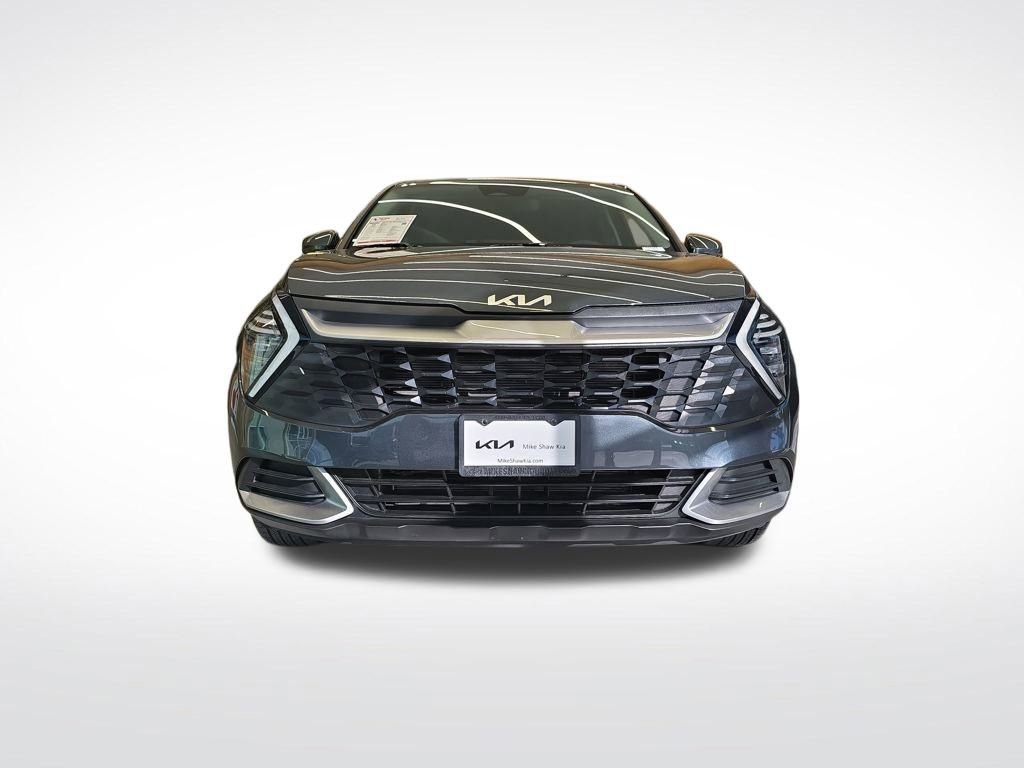 Certified 2025 Kia Sportage LX image 11