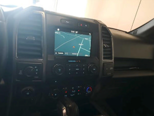 Used 2018 Ford F150 XLT w/ Equipment Group 302A Luxury AWD/4WD image 19