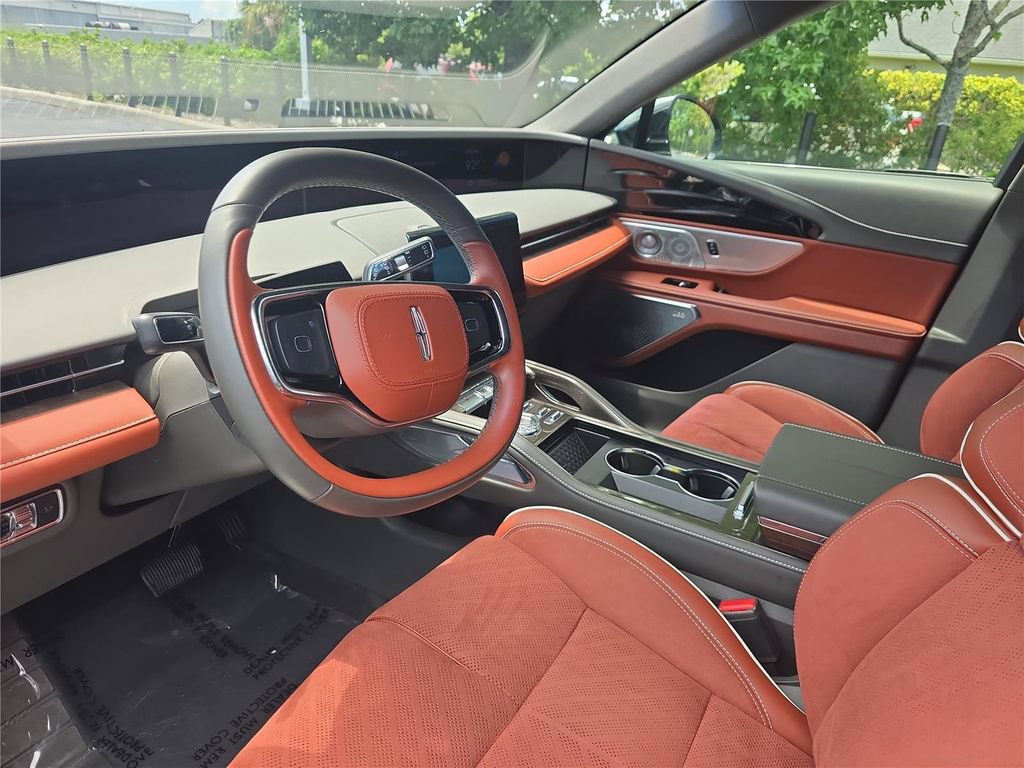 Certified 2024 Lincoln Nautilus Black Label AWD/4WD image 18