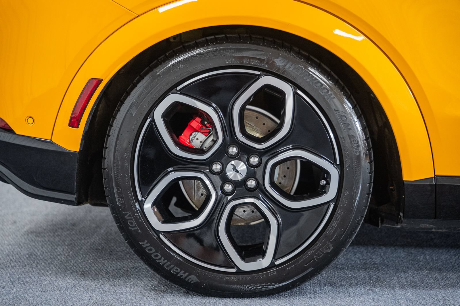 Certified 2022 Ford Mustang Mach-E GT AWD/4WD image 23