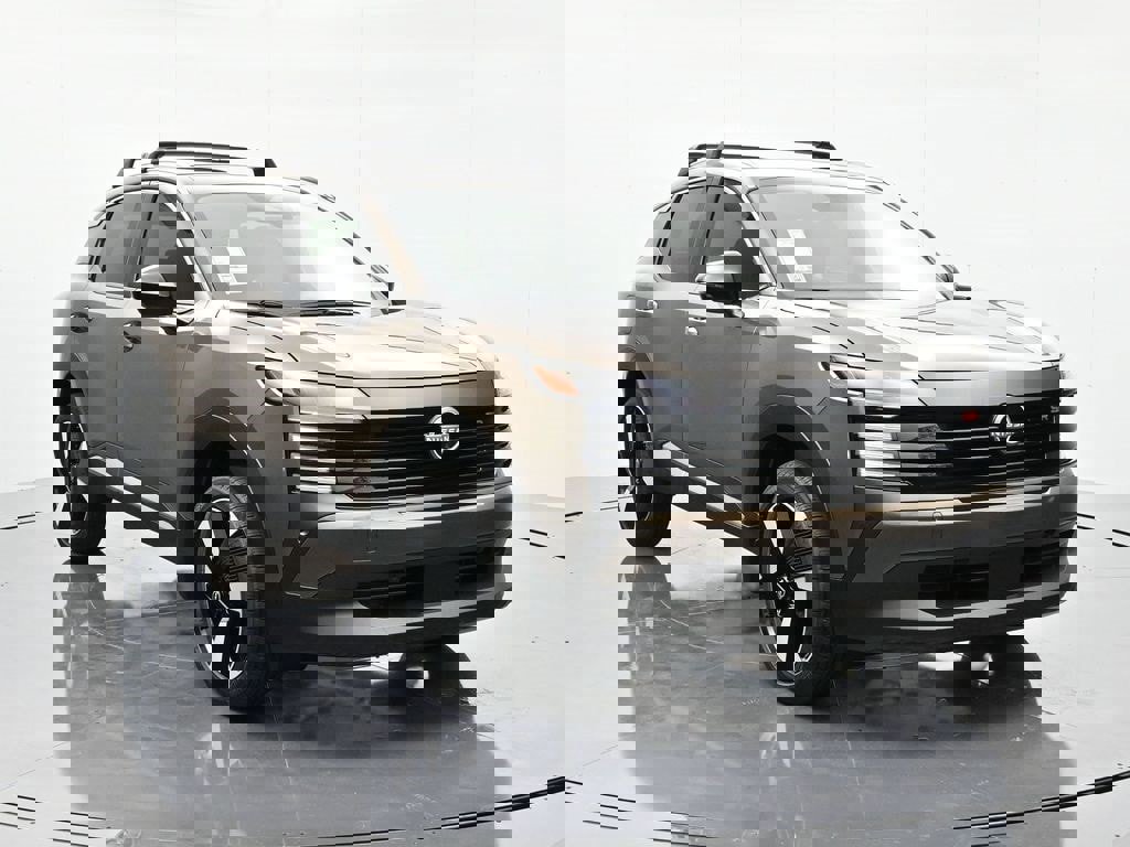 New 2026 Nissan Kicks SR image 3