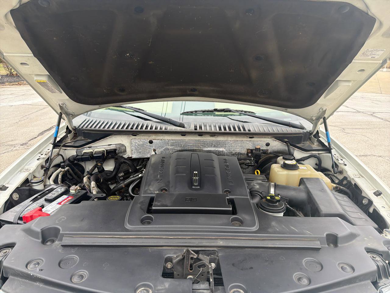 Used 2008 Lincoln Navigator L 4WD image 17