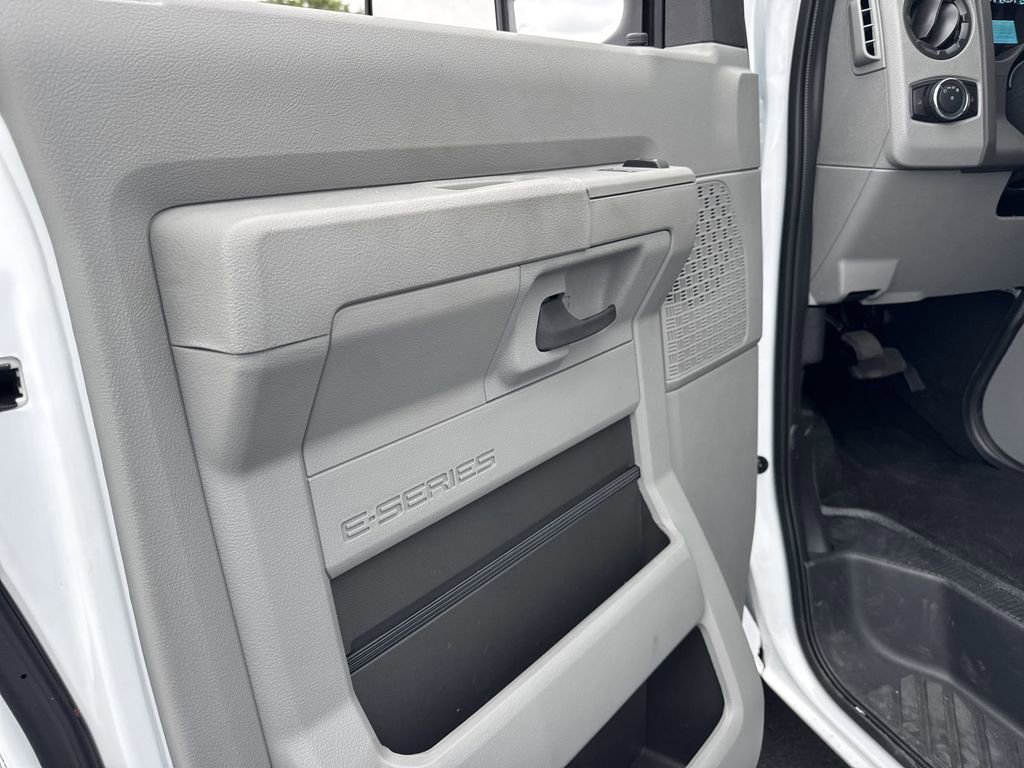 New 2026 Ford E-350 and Econoline 350 Super Duty w/ Power Equipment Group image 35