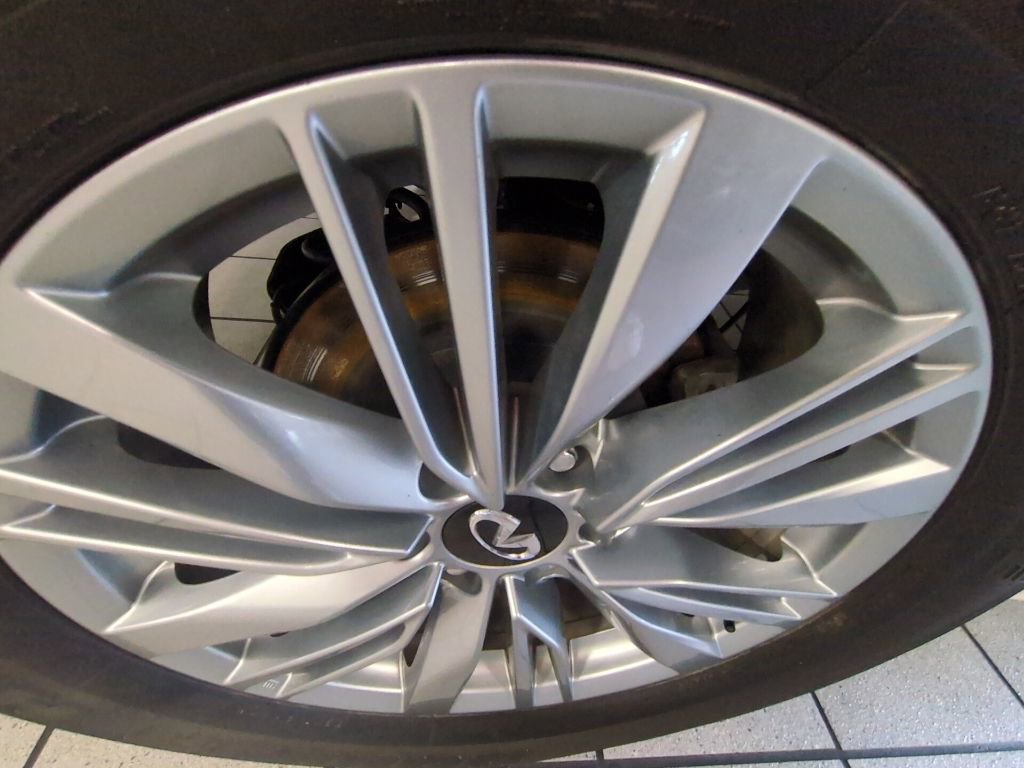 Used 2023 INFINITI QX80 Luxe w/ Cargo Package image 31