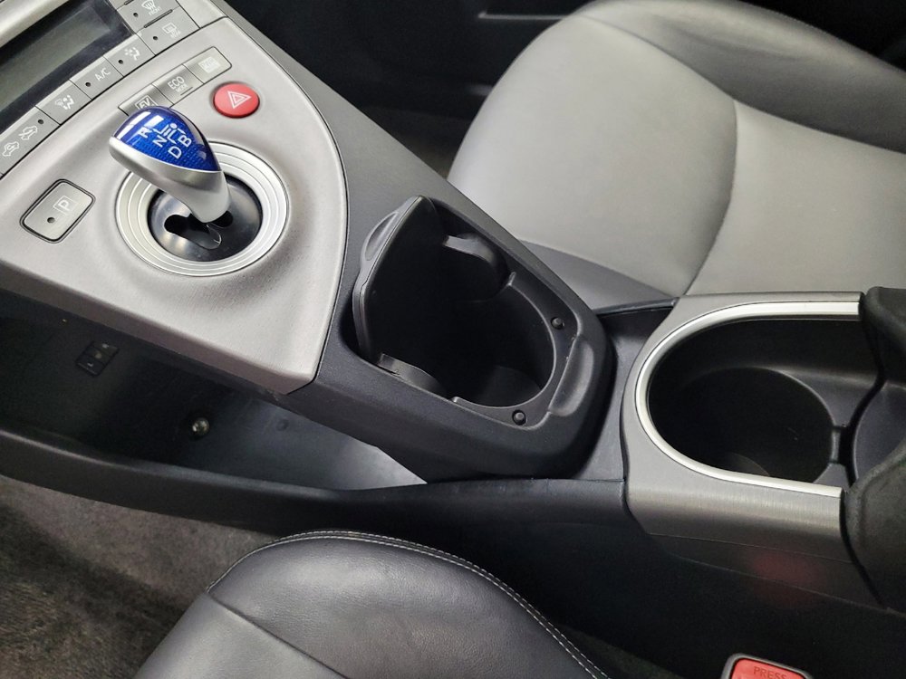 Used 2015 Toyota Prius Five image 26