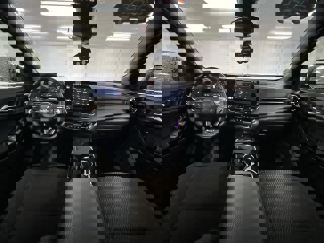 Certified 2025 Chevrolet Equinox LT image 20