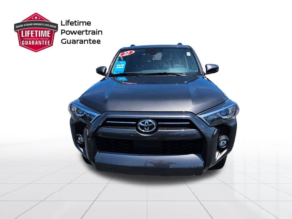 Used 2022 Toyota 4Runner SR5 Premium w/ Moonroof Package AWD/4WD image 4