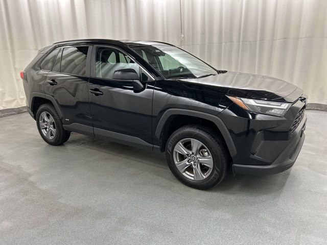 Used 2024 Toyota RAV4 LE AWD/4WD image 1