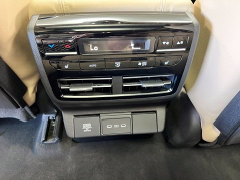 Used 2026 Acura MDX w/ Advance Package AWD/4WD image 25
