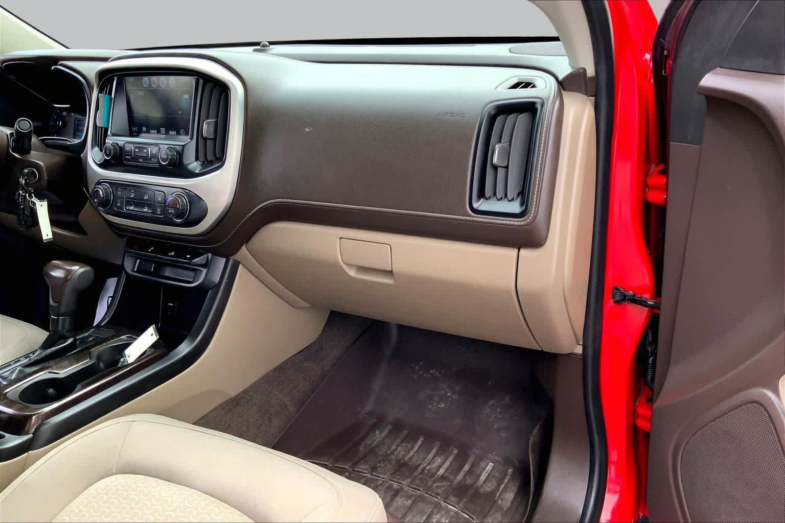 Used 2017 GMC Canyon SLE w/ SLE Convenience Package AWD/4WD image 16