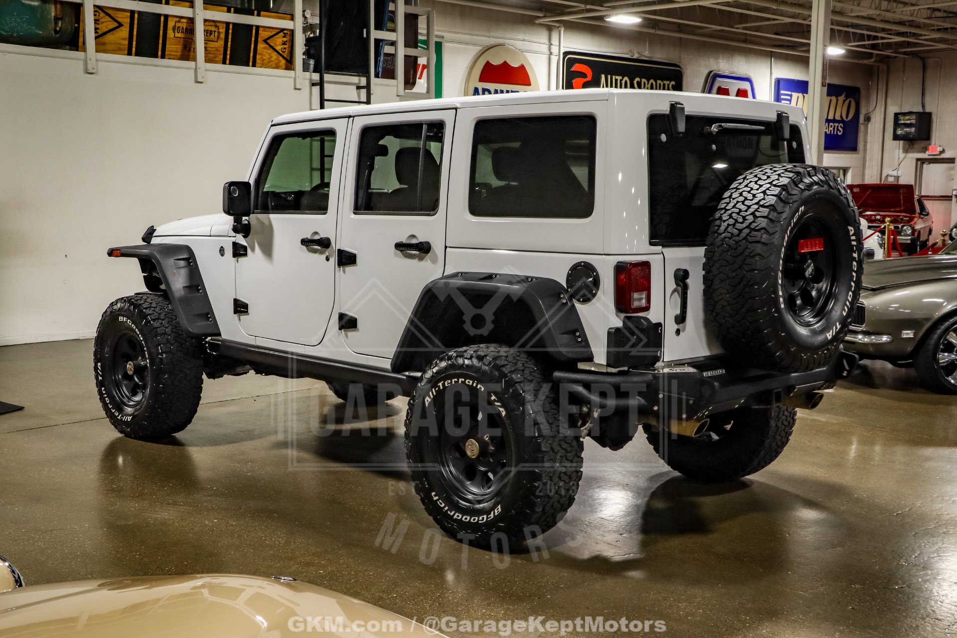 Used 2018 Jeep Wrangler Unlimited Sport w/ Power Convenience Group image 6