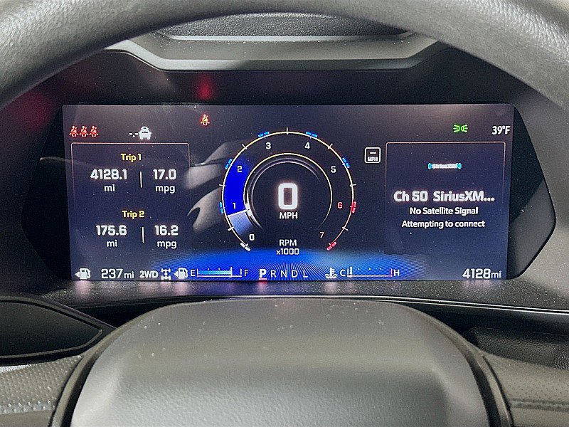 Used 2025 Chevrolet Colorado Trail Boss image 13