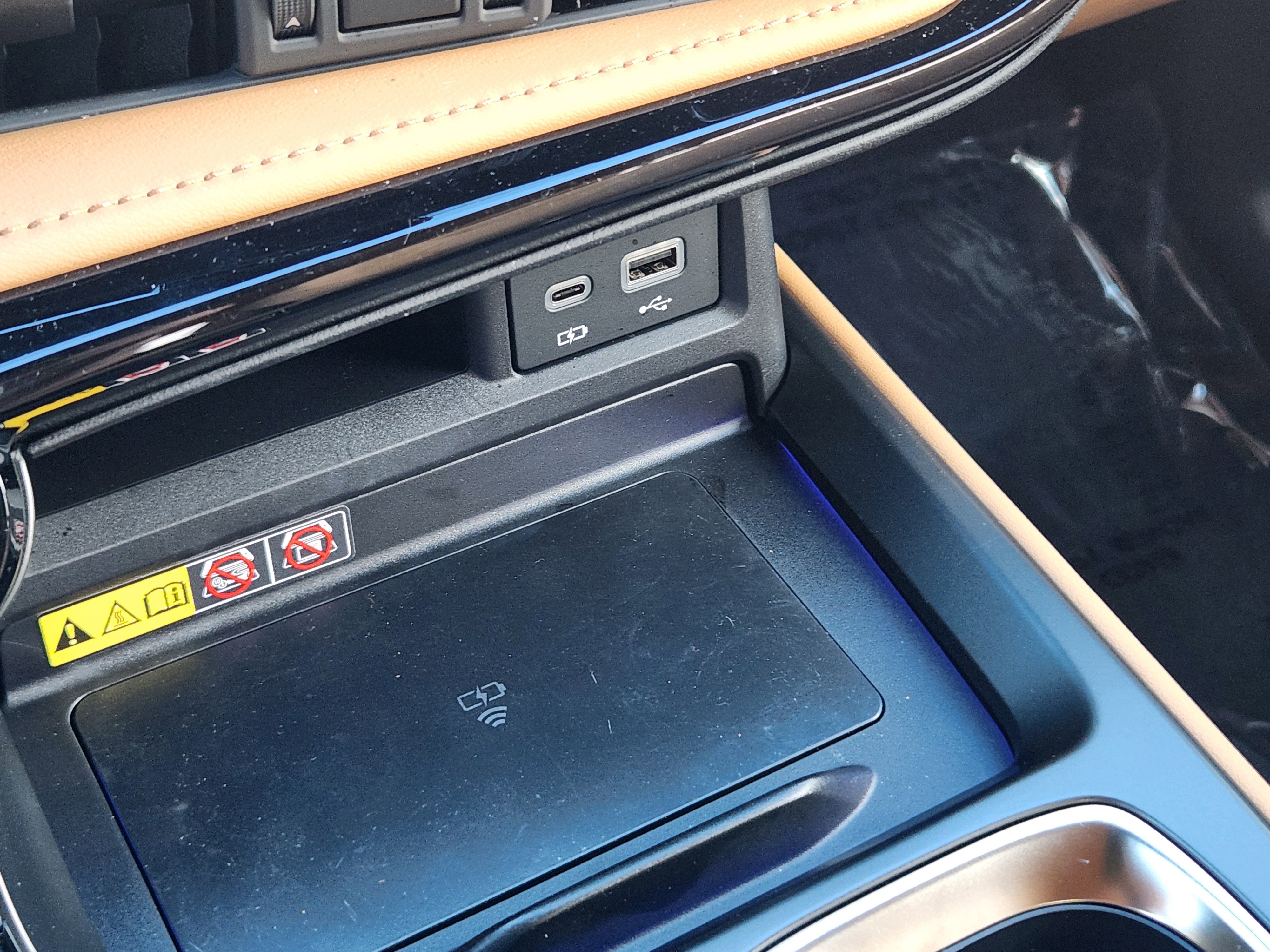 Used 2025 Lexus NX 350h AWD w/ Premium Package image 29