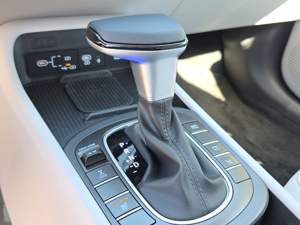 New 2026 Hyundai Kona SEL Sport AWD/4WD image 34