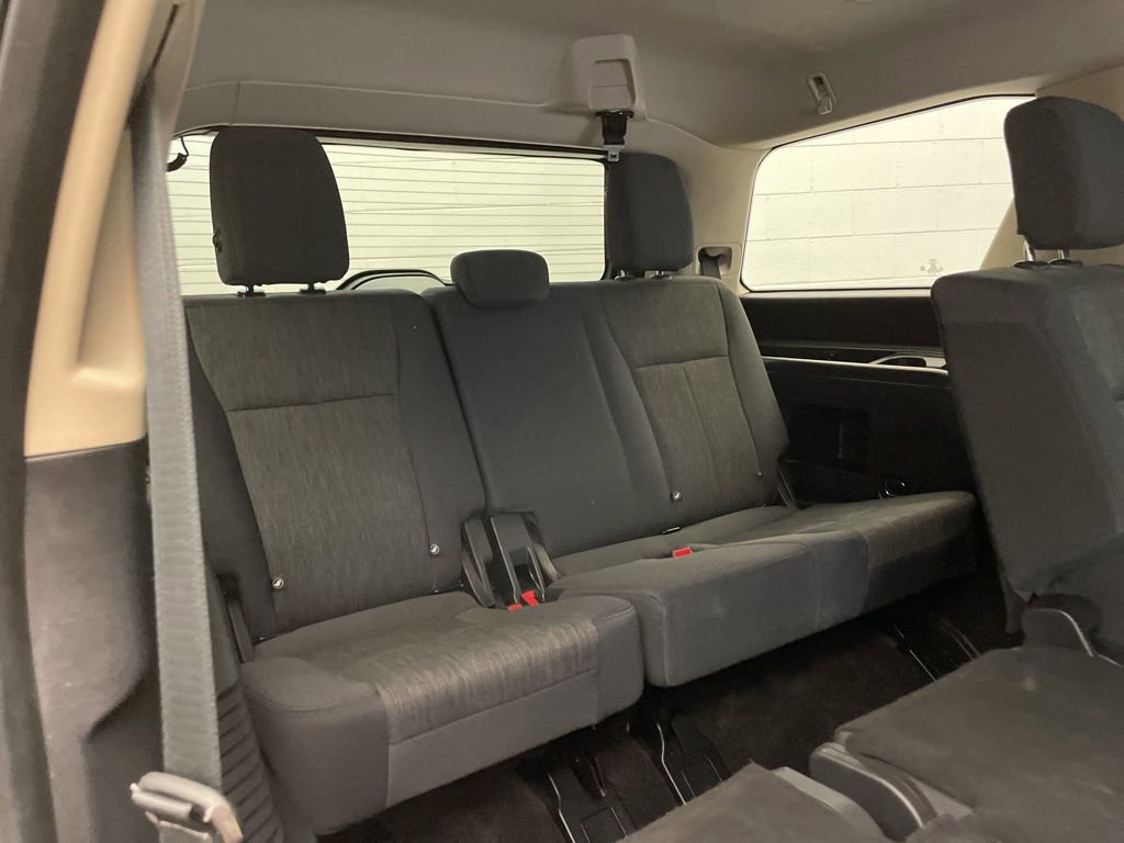 Used 2022 Ford Expedition XLT image 30