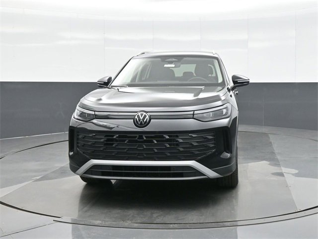 New 2026 Volkswagen Tiguan SE image 2