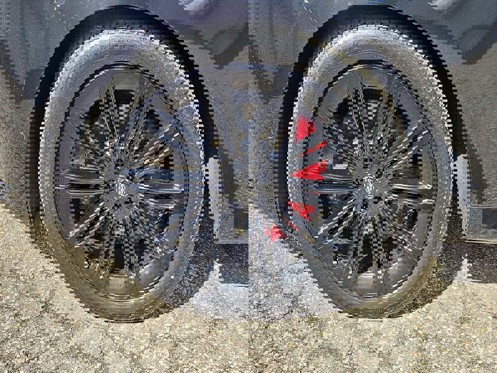 Used 2025 Land Rover Range Rover Sport Dynamic SE AWD/4WD image 2