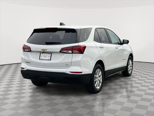 Used 2022 Chevrolet Equinox LS w/ LS Convenience Package image 5